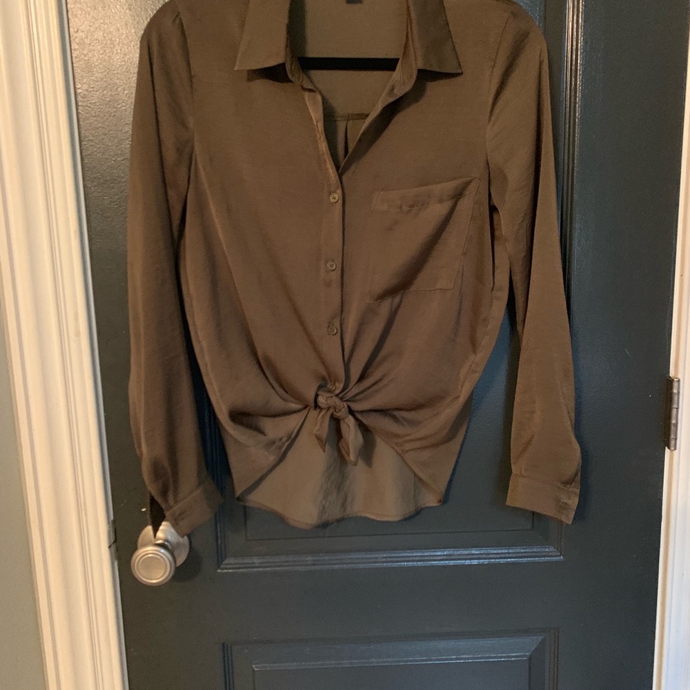 Olive button down - Picture 4 of 4